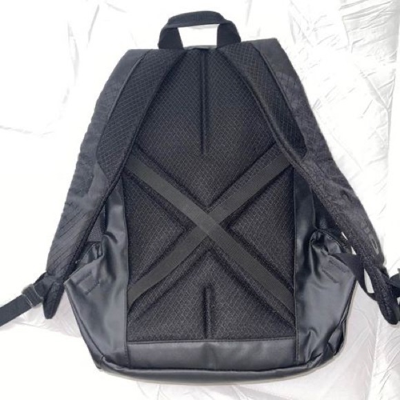 OGIO backpack‎ - Picture 2 of 4